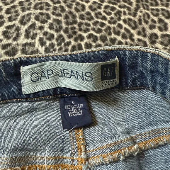 GAP Blue Button-Front Denim Maxi Skirt - Picture 5 of 6